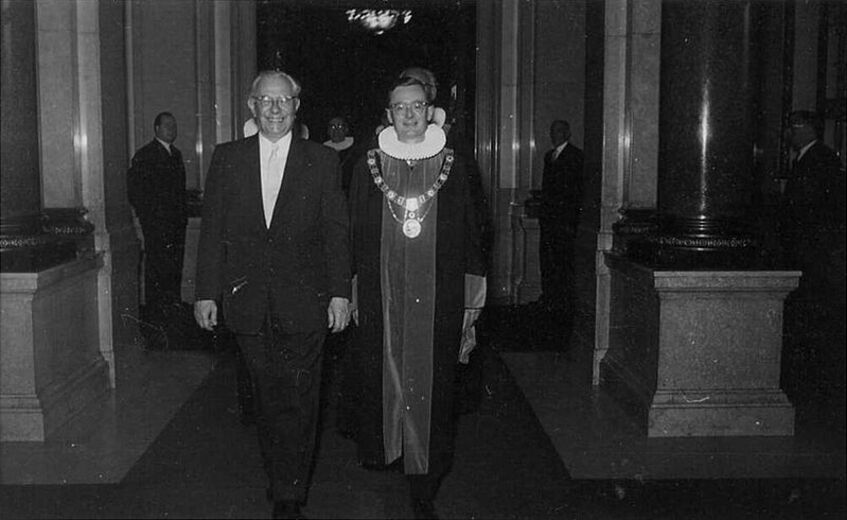 1958 bekommt Tillich in Hamburg den 